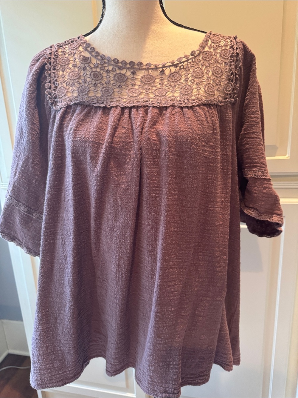entro Mauve Crochet Yoke Peasant Tunic
